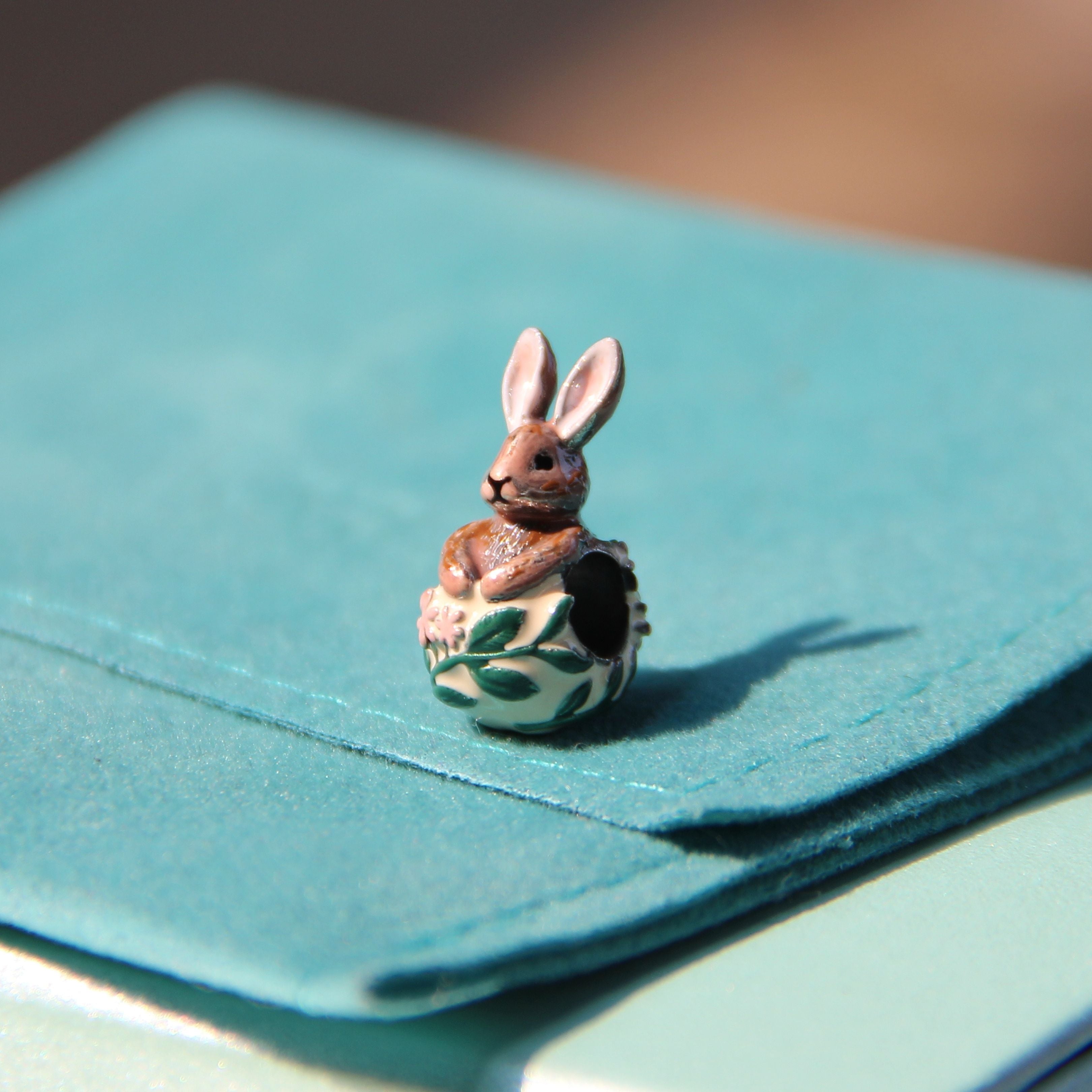 Suzie Bunny Bead