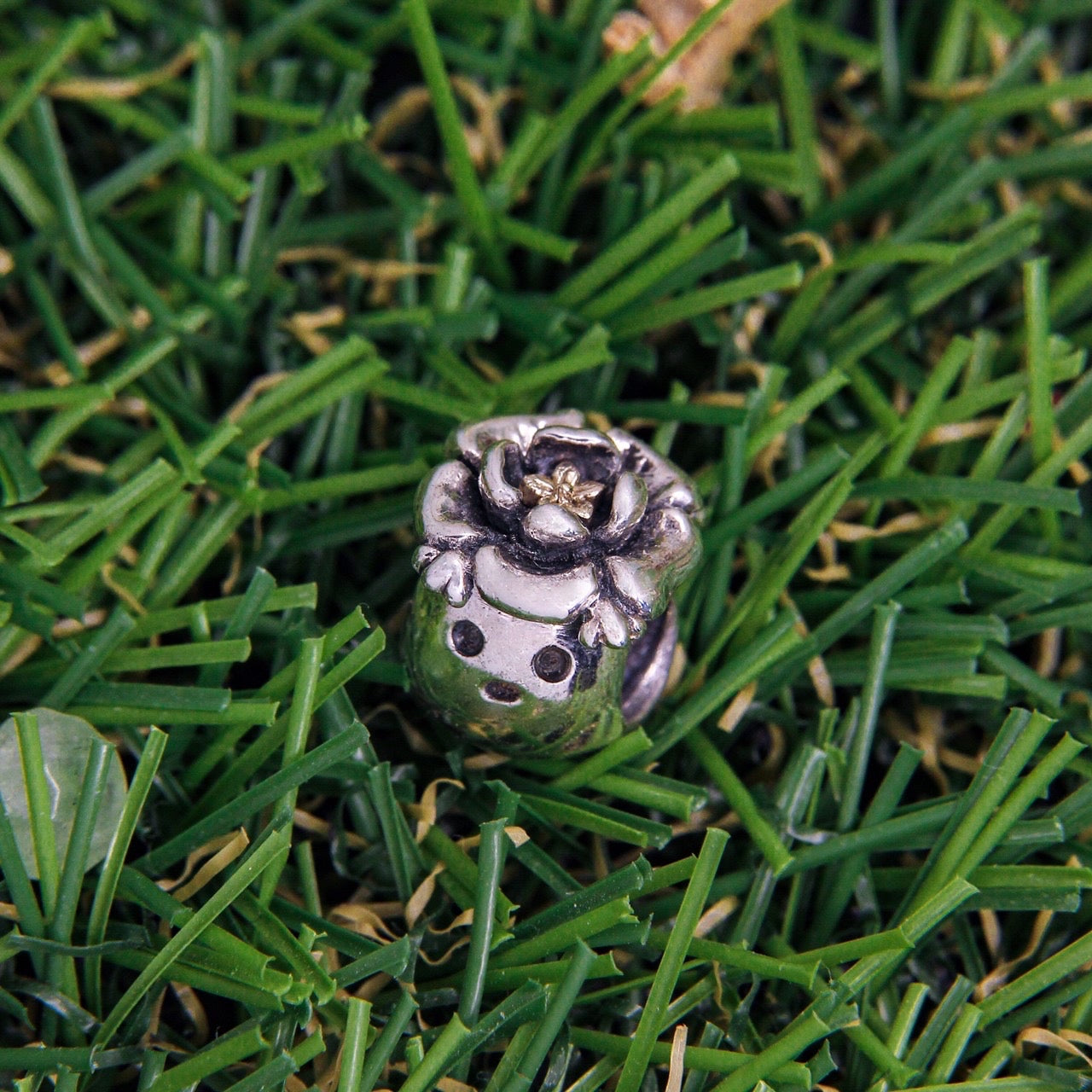 Elf Blossom Bead with 9k Gold Flower