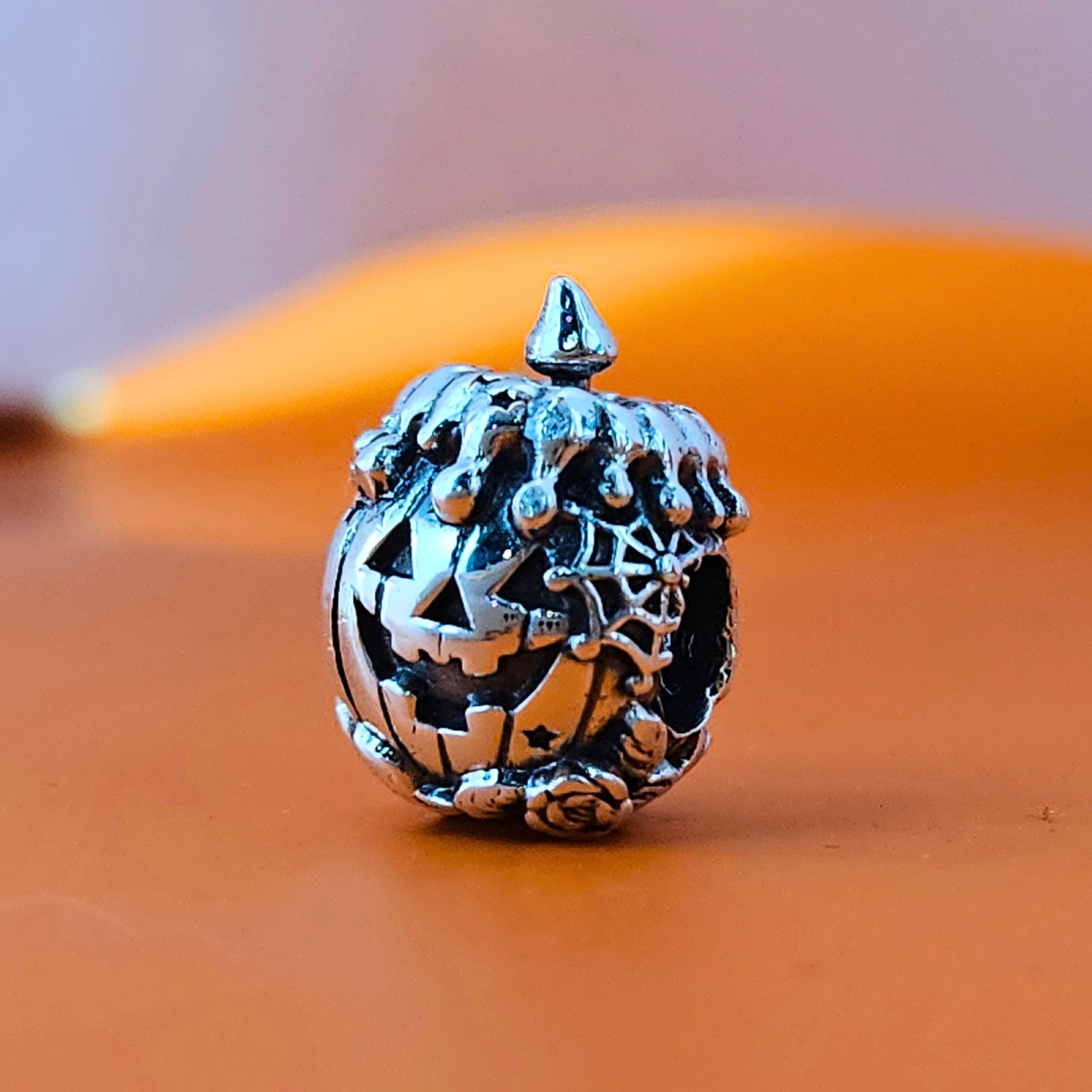 Spooky Pumpkin Bead
