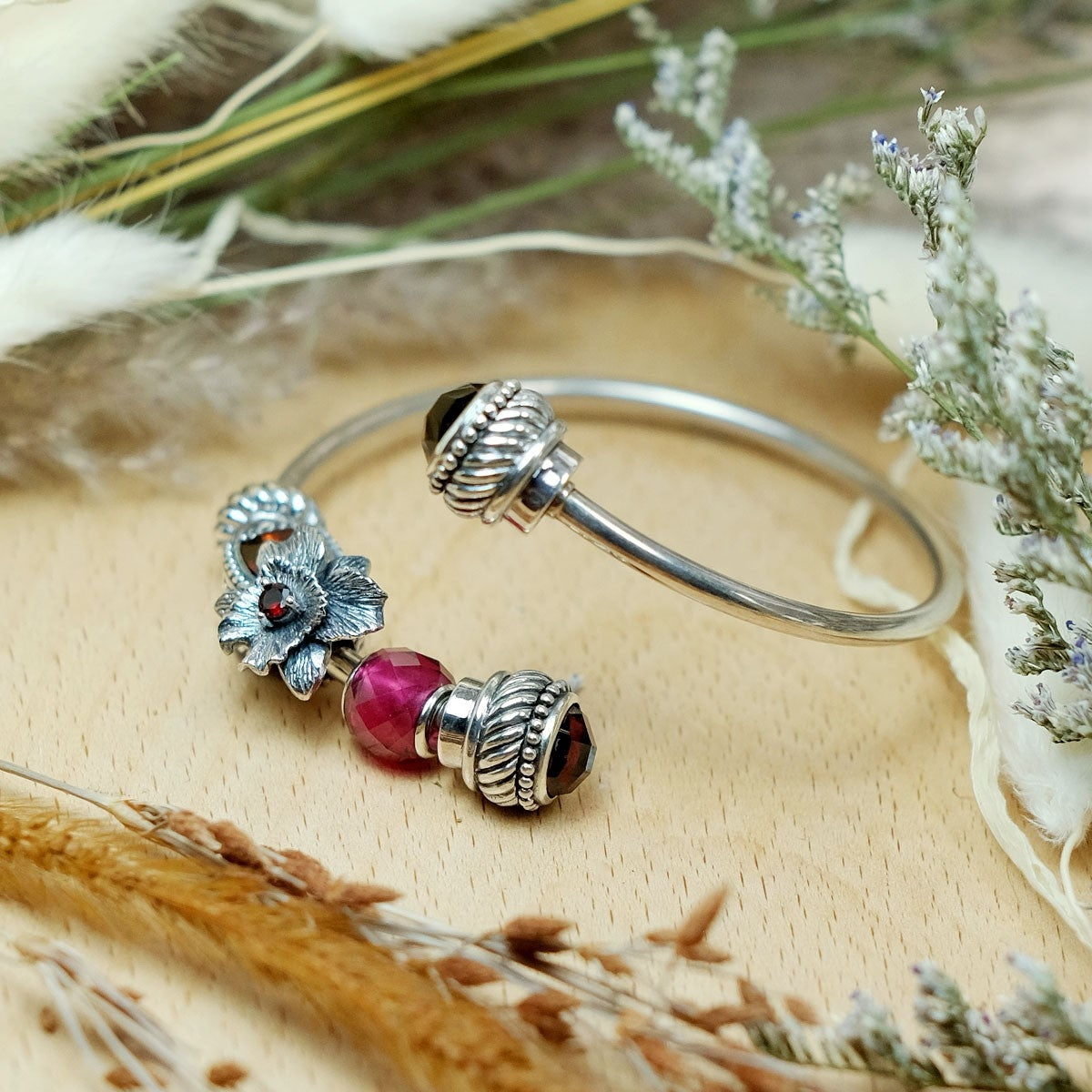 Garnet Bangle Lock